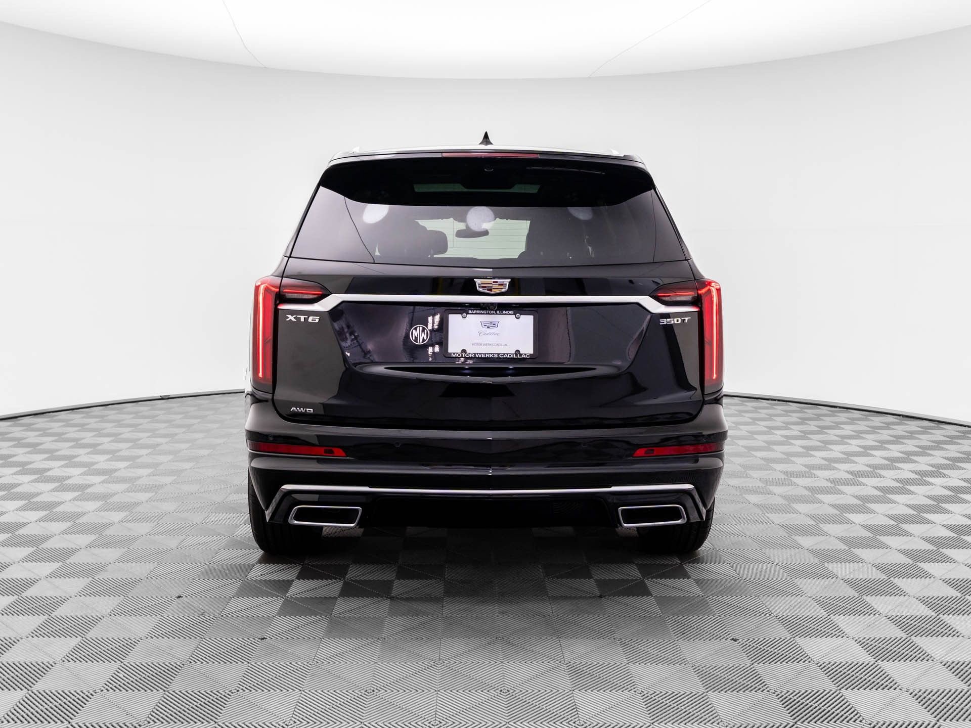 New 2025 Cadillac XT6 Luxury image 6