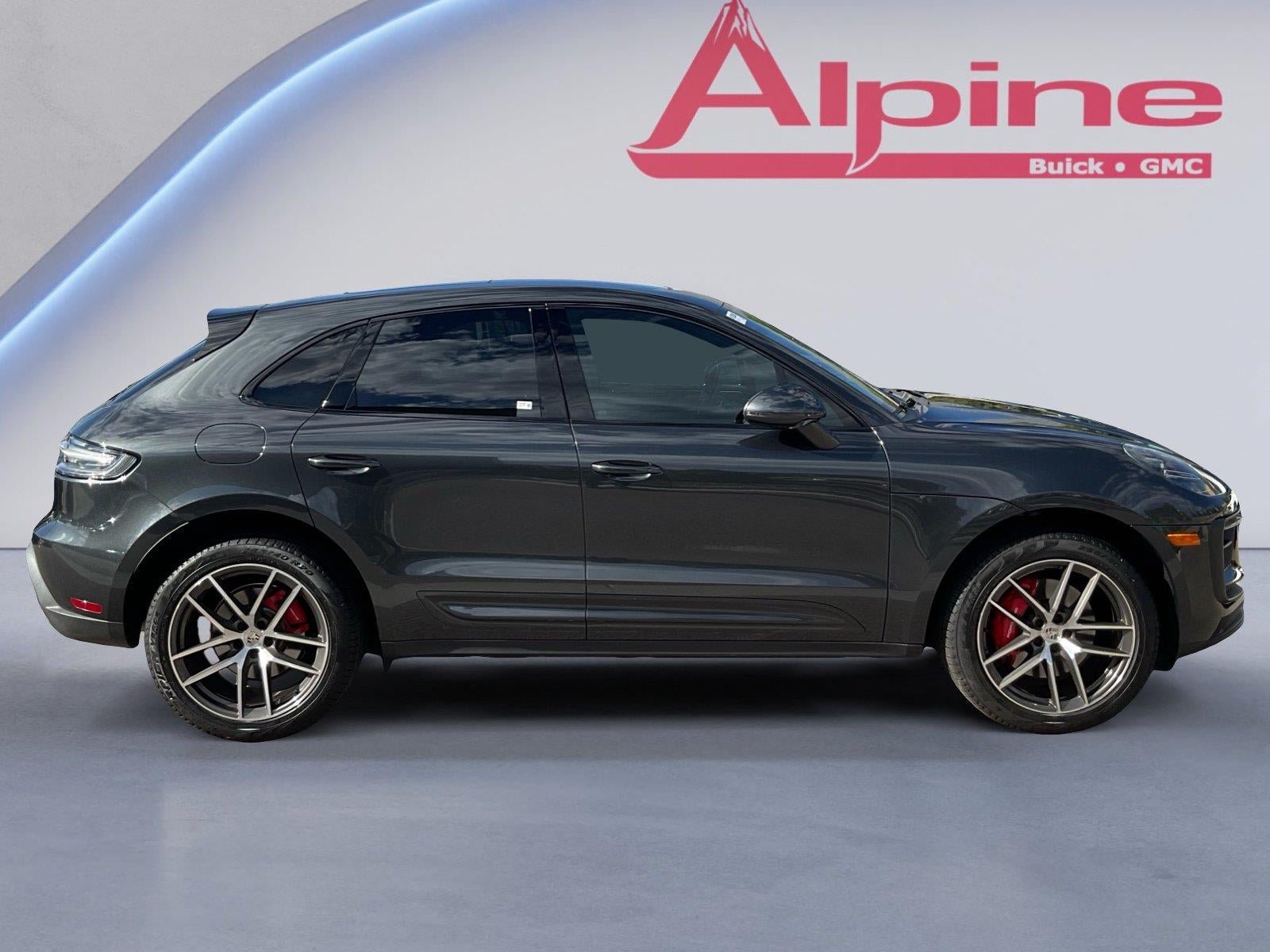 Used 2023 Porsche Macan S AWD/4WD image 6