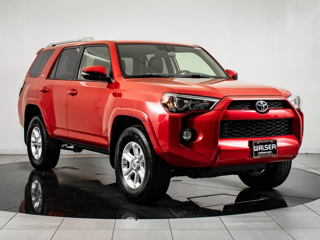 Used 2016 Toyota 4Runner SR5 image 11
