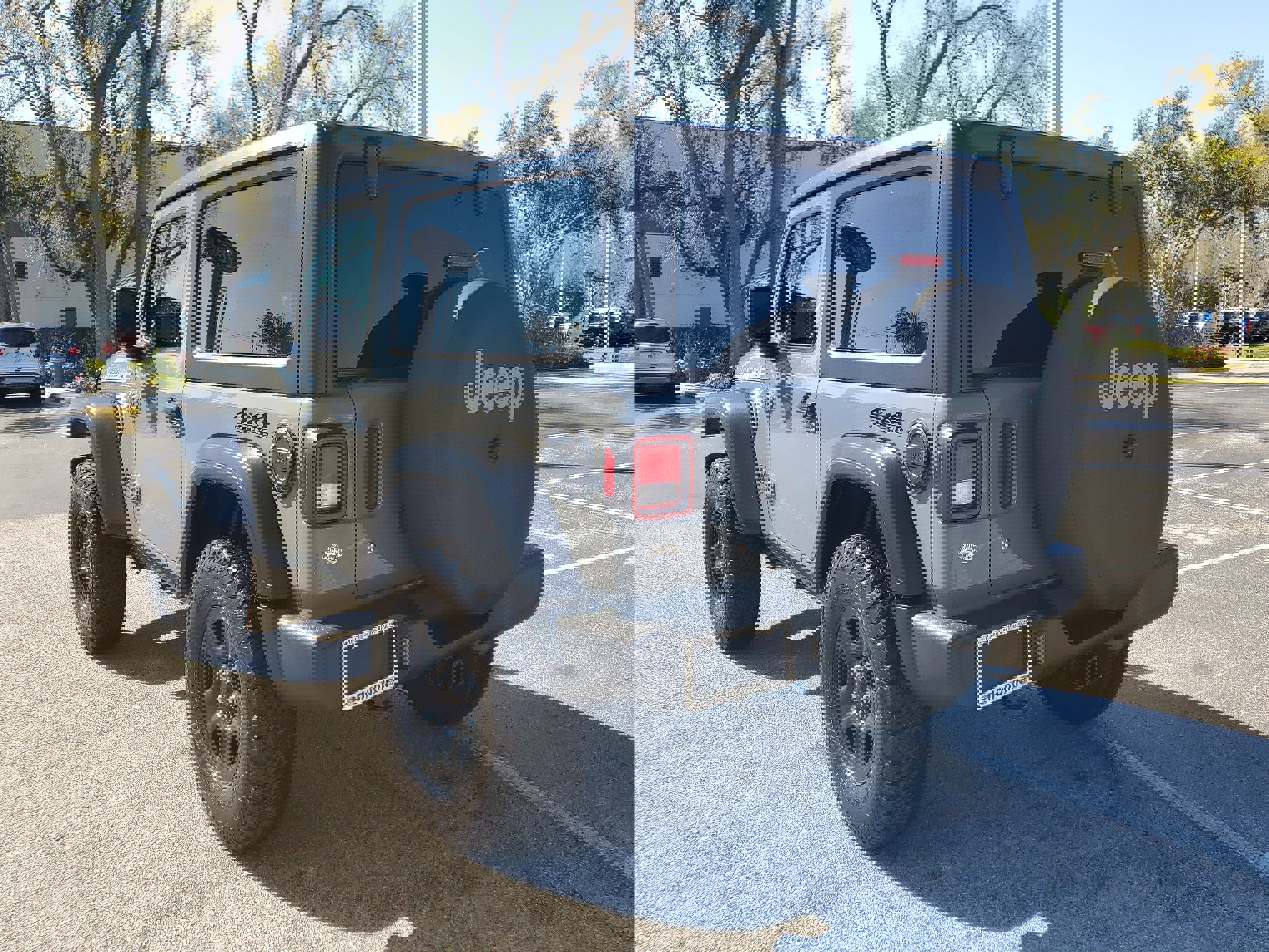 Used 2022 Jeep Wrangler Sport image 8