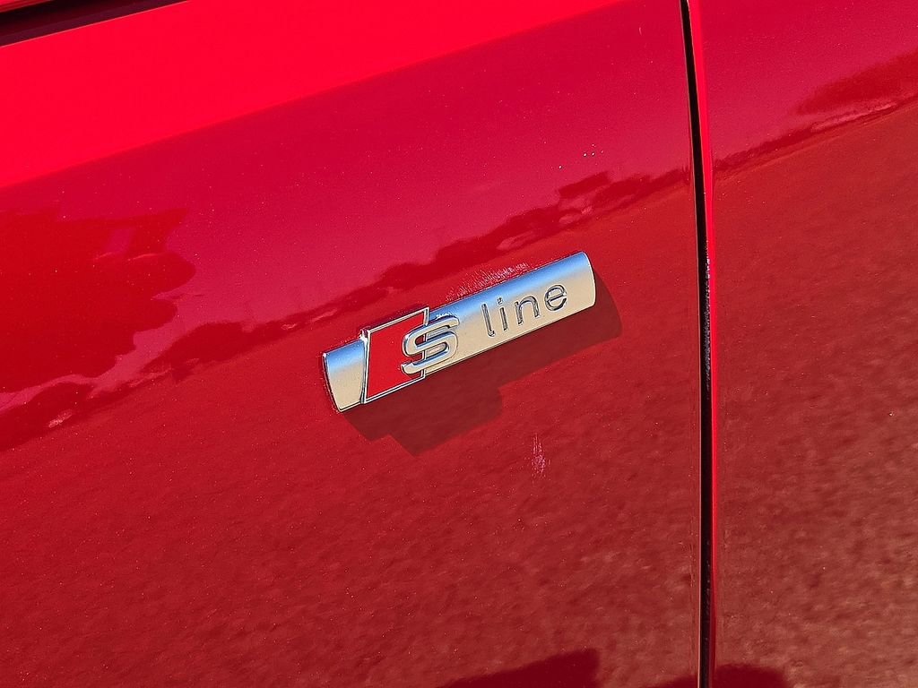 Used 2023 Audi A4 2.0T Premium Plus image 11