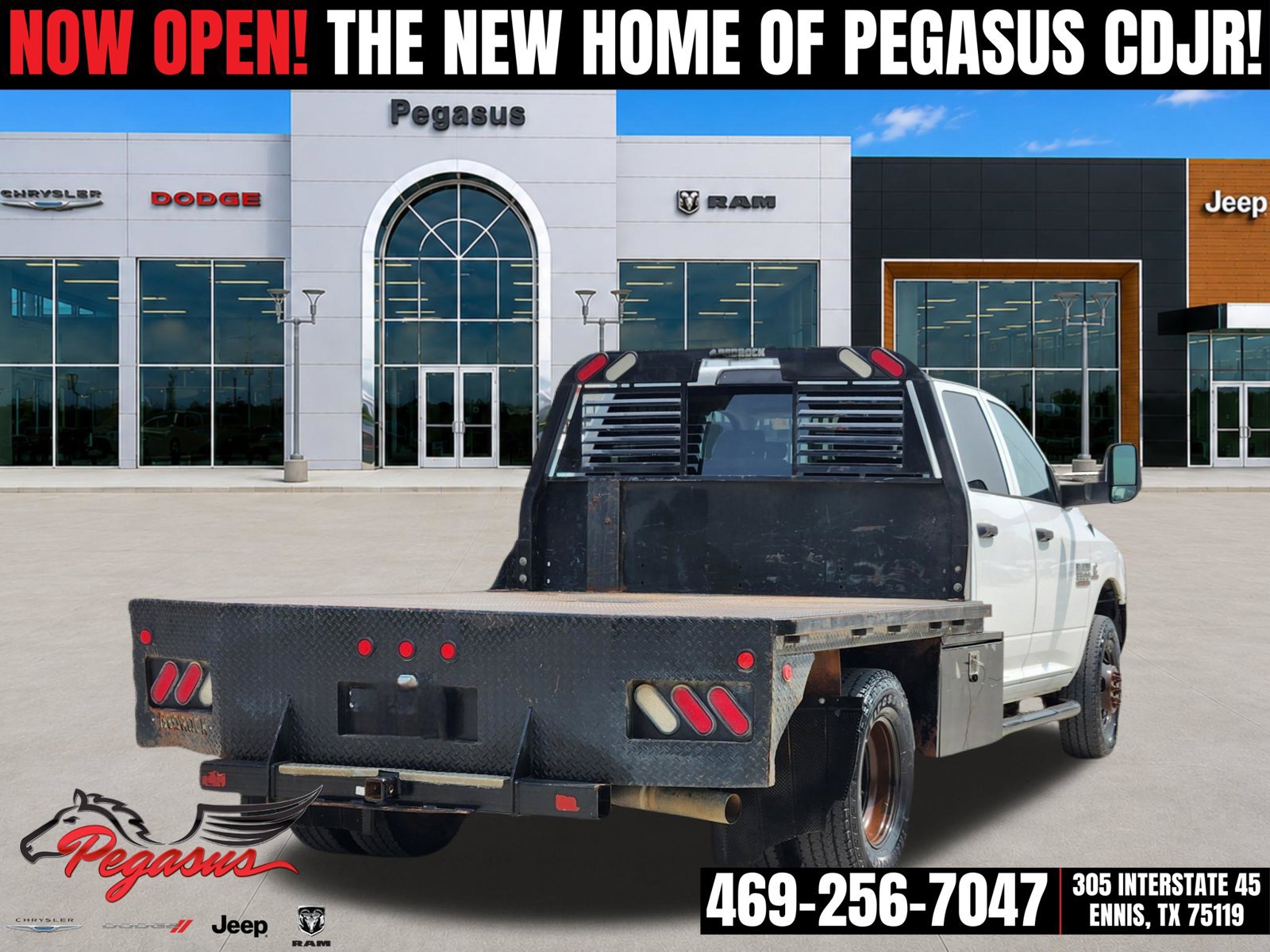 Used 2018 RAM 3500 Tradesman w/ Chrome Appearance Group AWD/4WD image 5