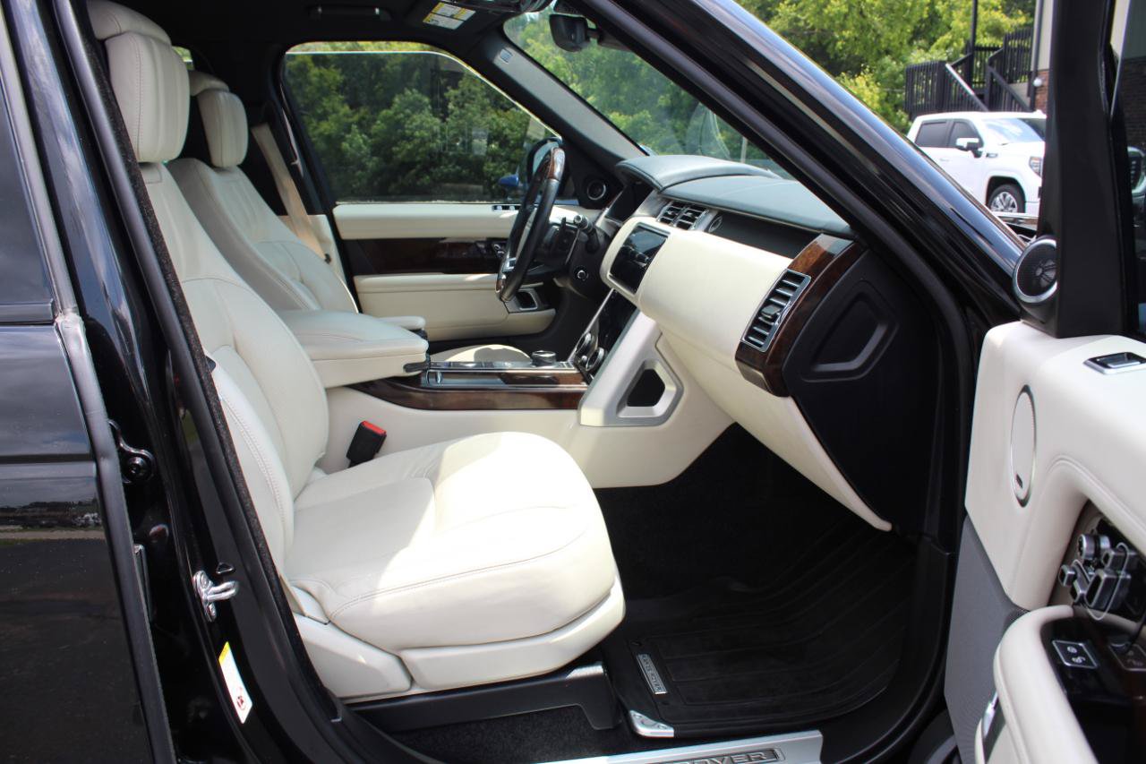 Used 2020 Land Rover Range Rover Long Wheelbase HSE AWD/4WD image 12