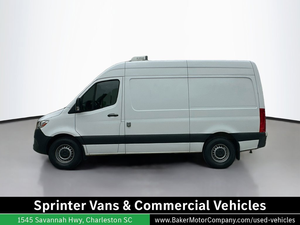 Used 2022 Mercedes-Benz Sprinter 2500 image 2