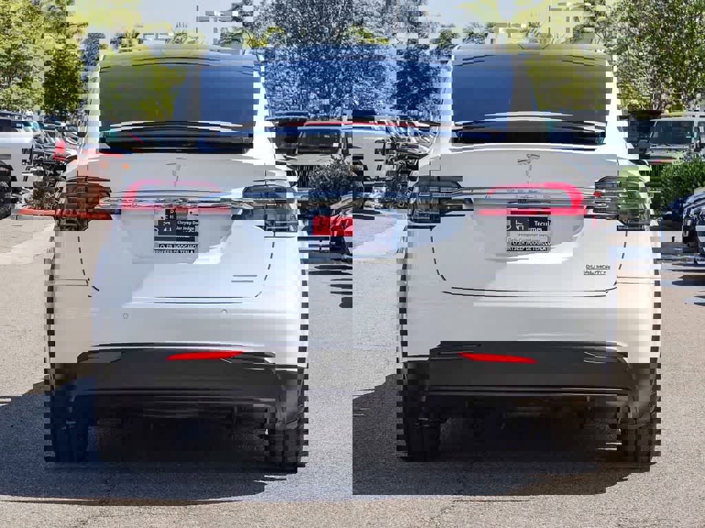 Used 2020 Tesla Model X Long Range image 5