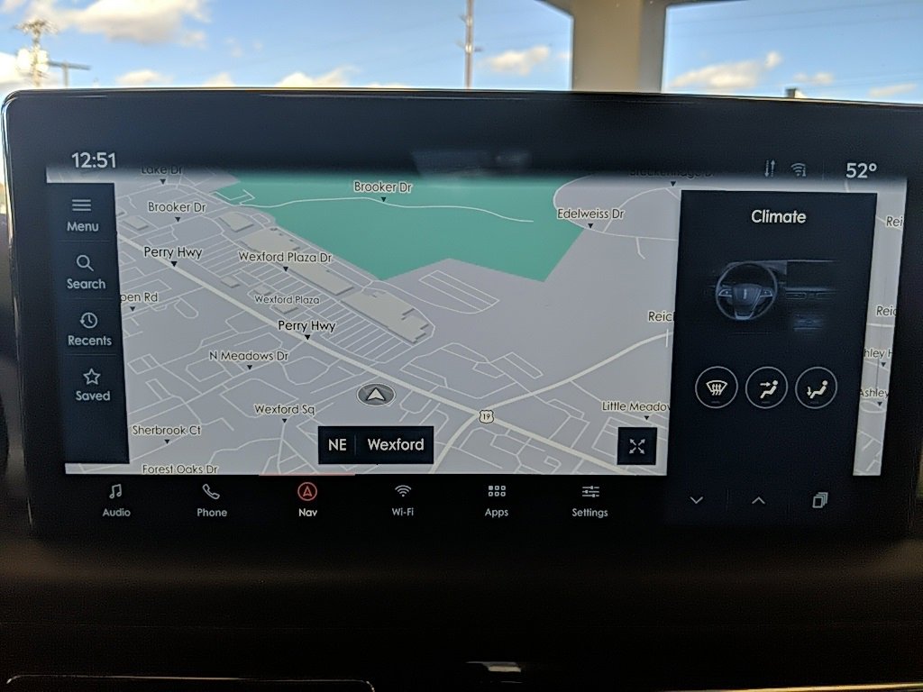 Certified 2022 Lincoln Nautilus AWD w/ Premium Package image 16