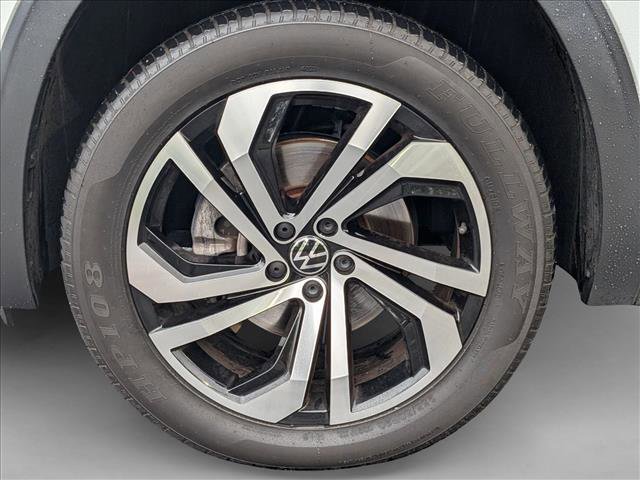 Used 2021 Volkswagen Atlas SEL Premium image 26