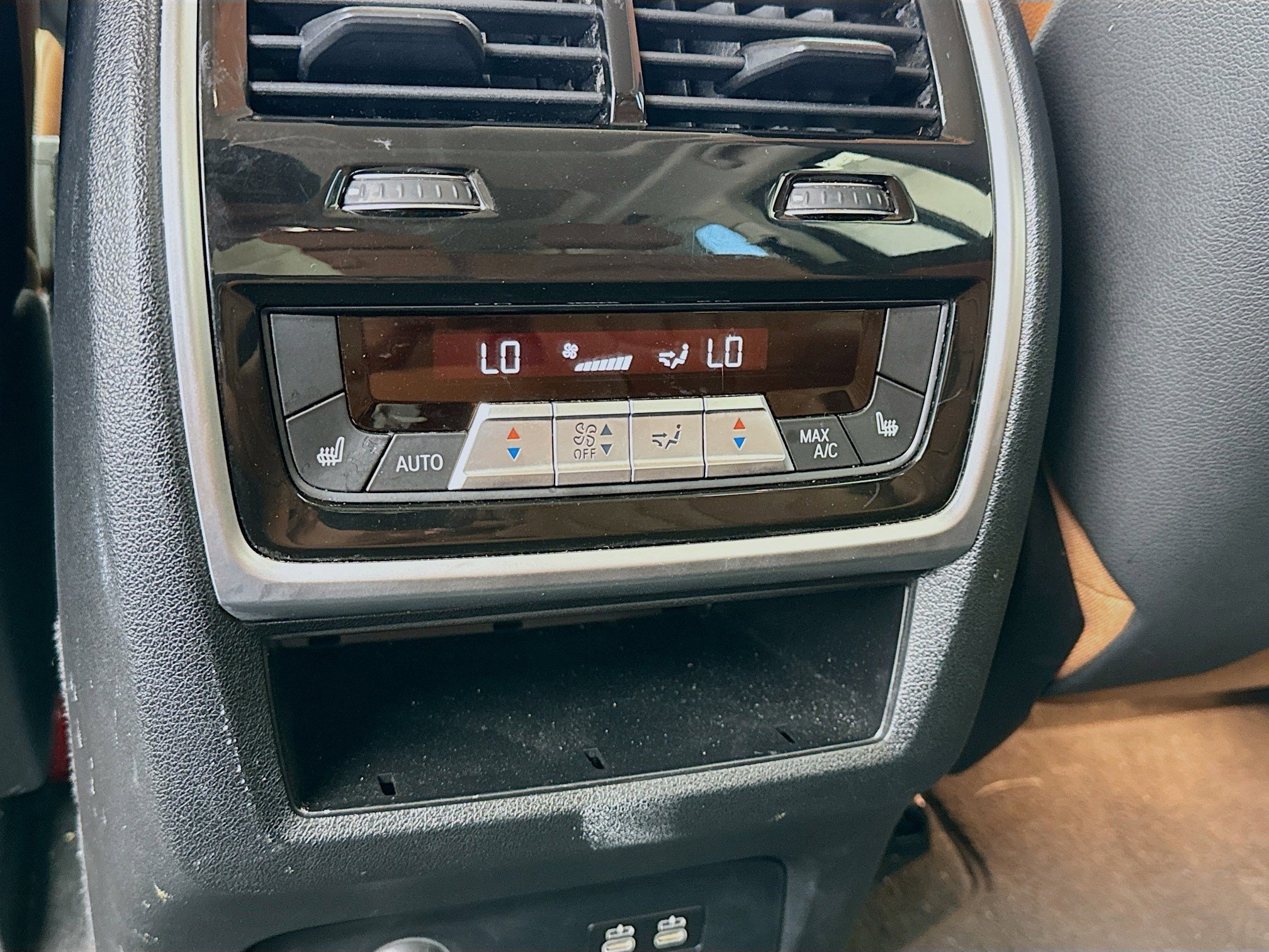 Used 2019 BMW X7 xDrive40i w/ Premium Package image 15