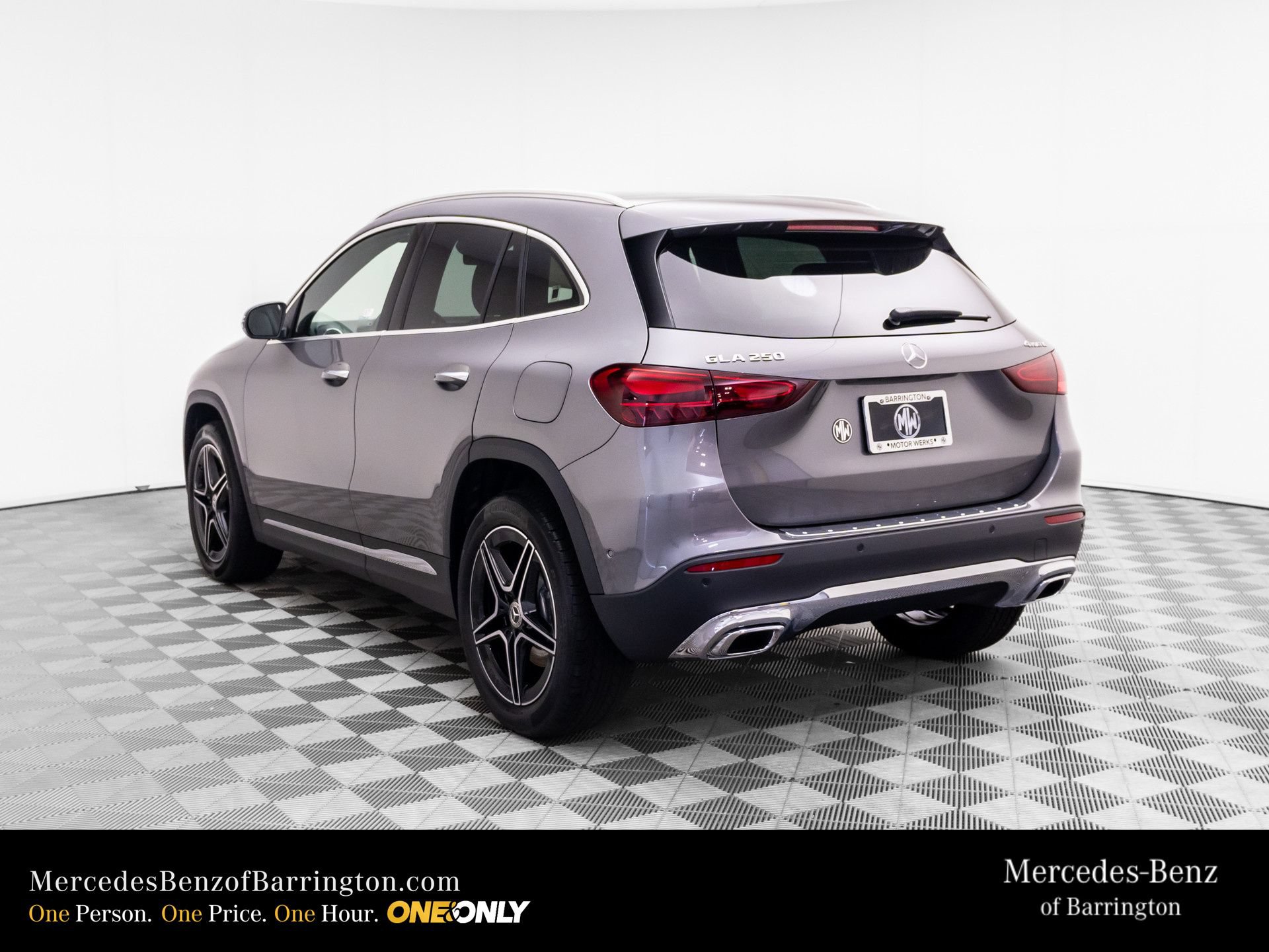 New 2026 Mercedes-Benz GLA 250 4MATIC image 3