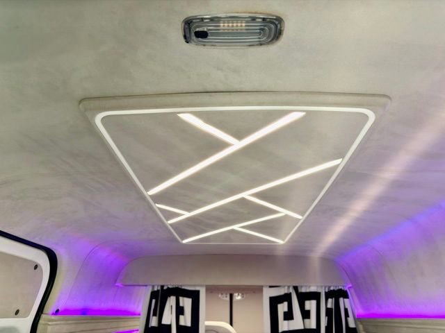 Used 2023 Mercedes-Benz Sprinter 2500 image 13