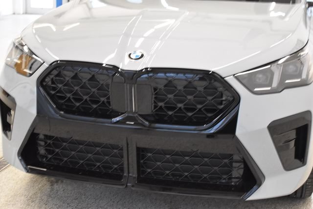 New 2026 BMW X2 xDrive28i w/ M Sport Package AWD/4WD image 14