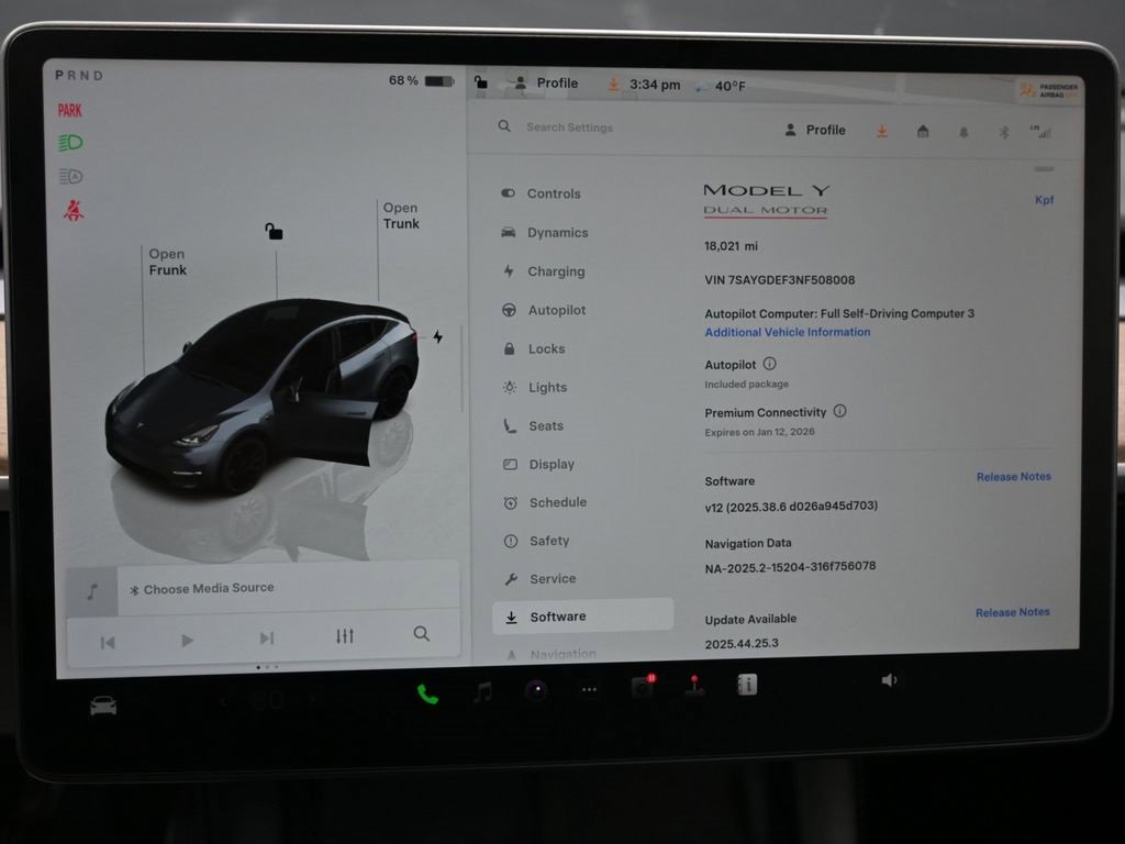 Used 2022 Tesla Model Y Performance image 29