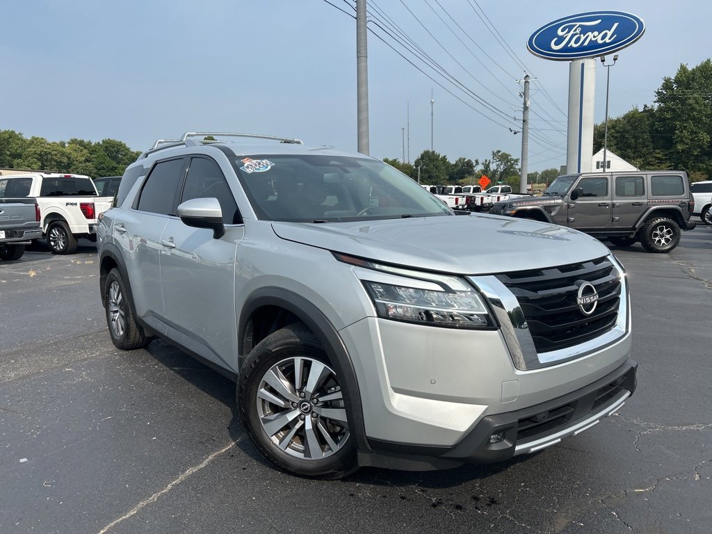 Used 2022 Nissan Pathfinder SL