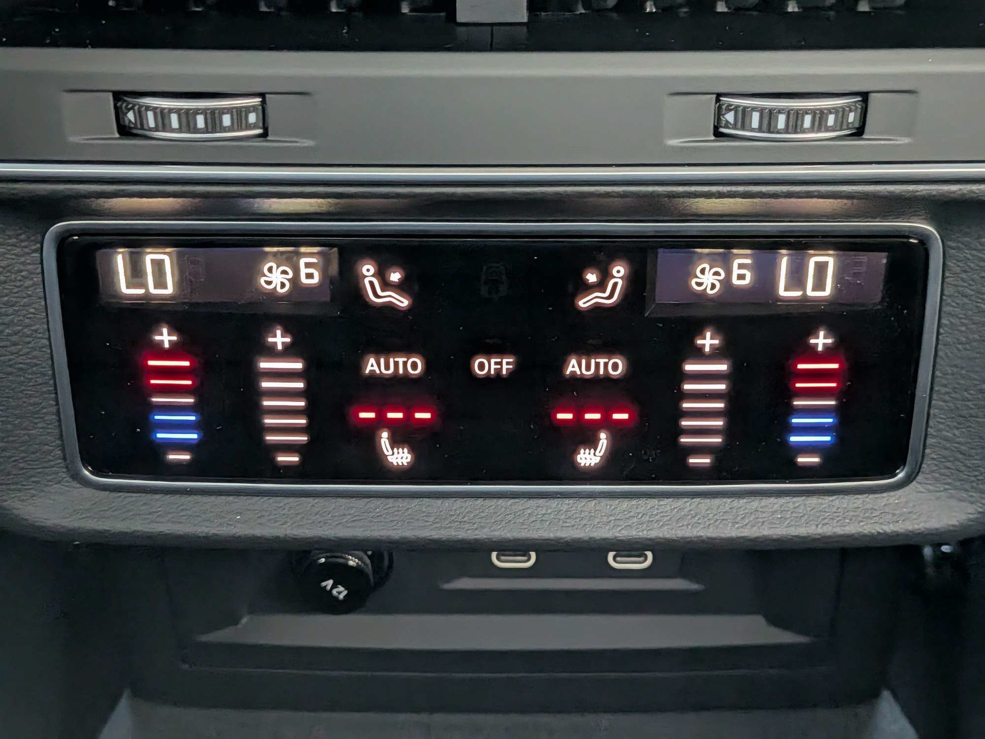 New 2026 Audi RS Q8 performance AWD/4WD image 16