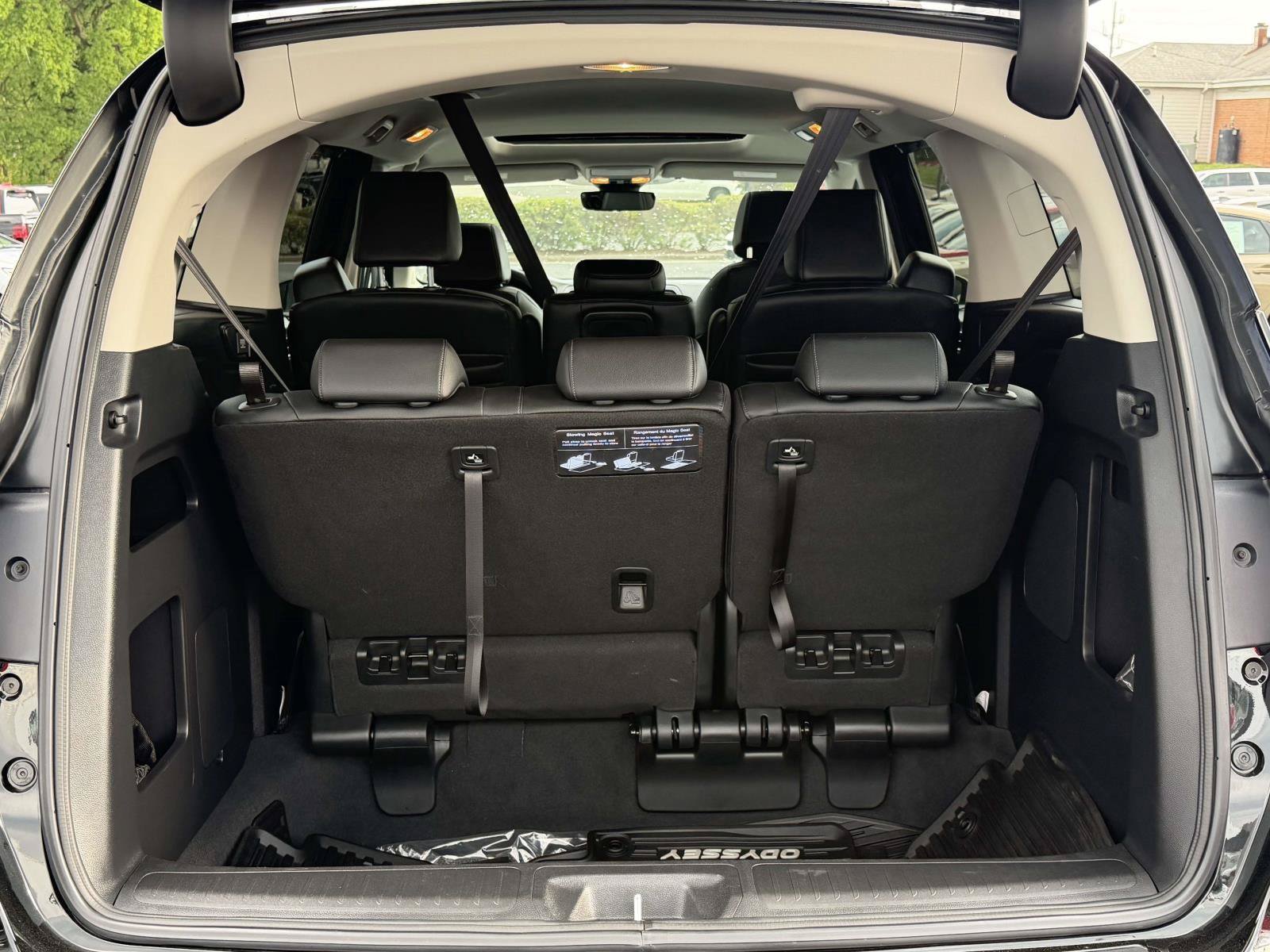 Certified 2026 Honda Odyssey EX-L image 9