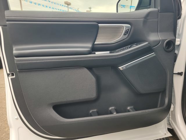 Certified 2025 Ford Expedition Max Platinum AWD/4WD image 16