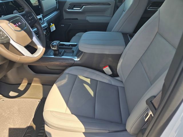 New 2026 GMC Sierra 1500 SLT image 17