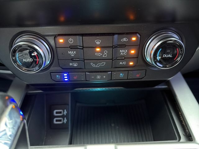 Used 2019 Ford F150 Lariat w/ Equipment Group 502A Luxury AWD/4WD image 22
