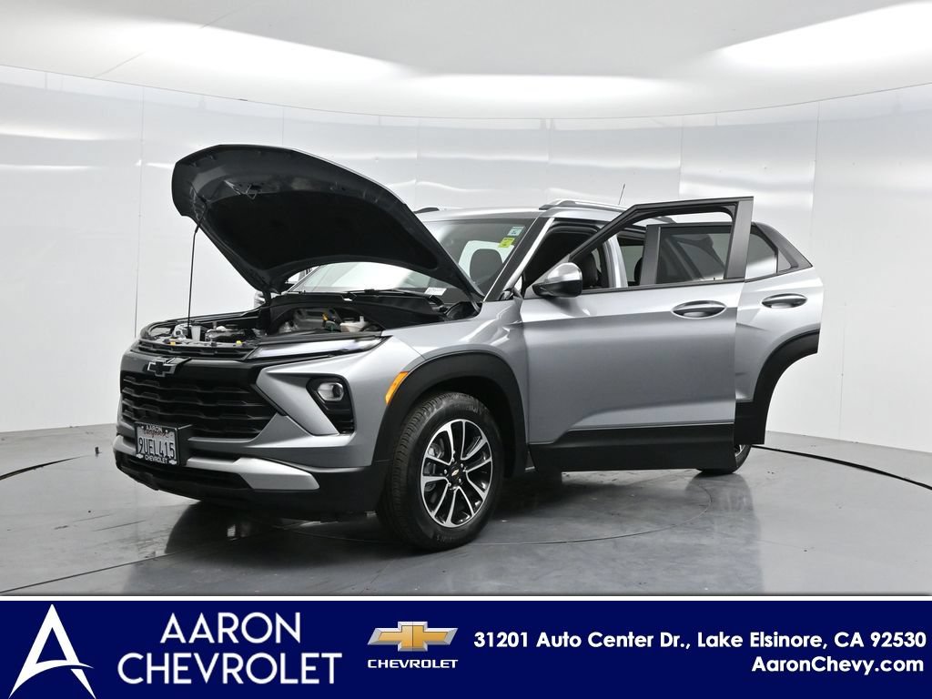 New 2025 Chevrolet TrailBlazer LT w/ Convenience Package FWD image 37