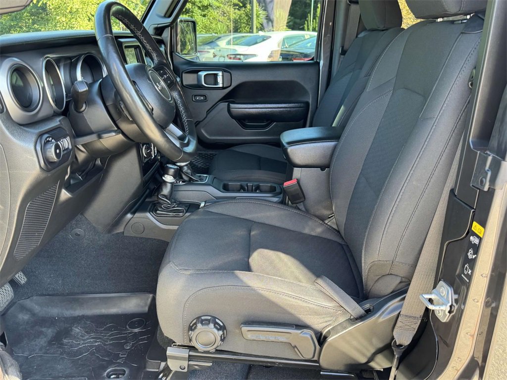 Used 2022 Jeep Wrangler Willys image 19