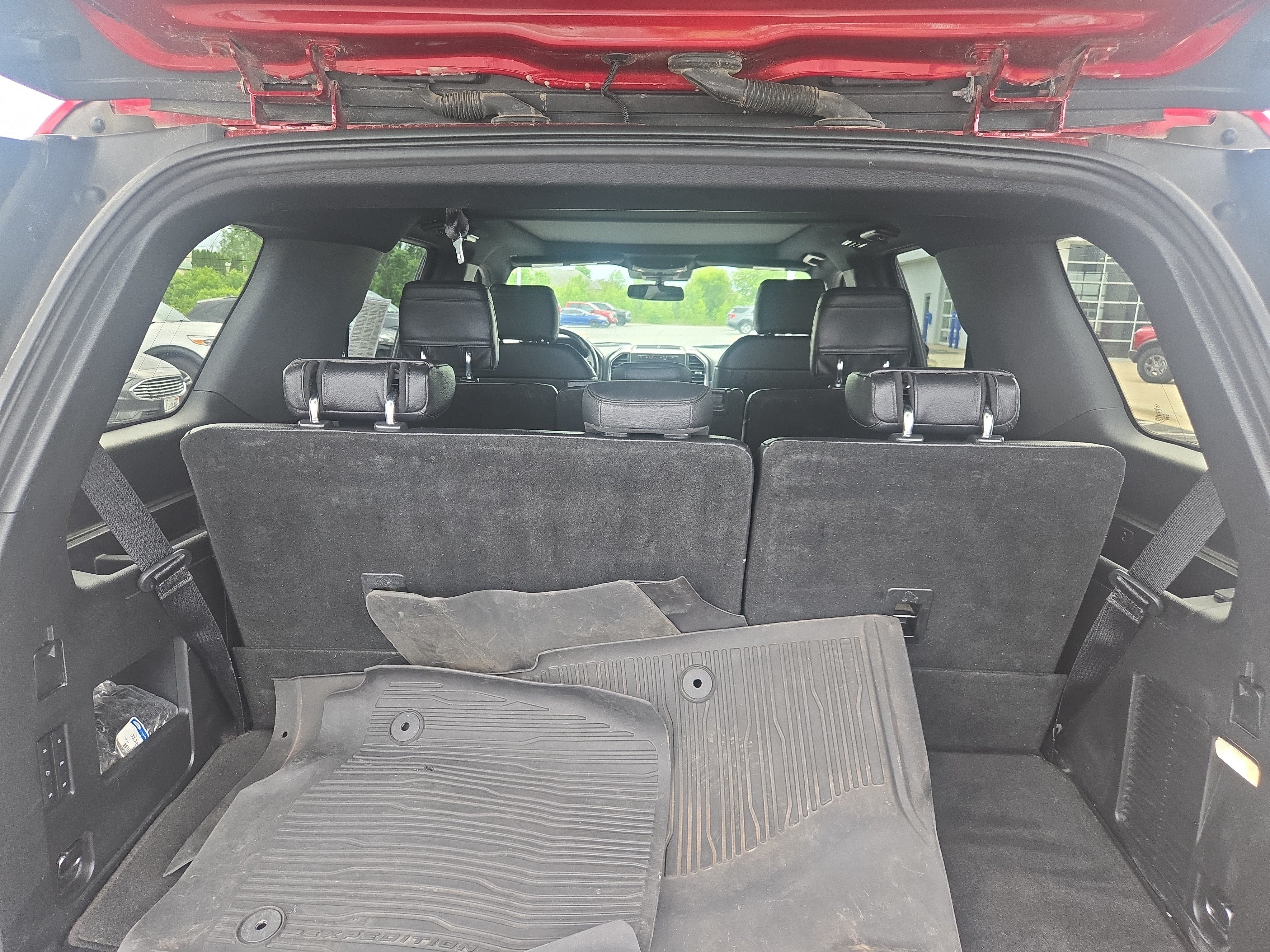 Used 2019 Ford Expedition Limited w/ Driver Assistance Package AWD/4WD image 13