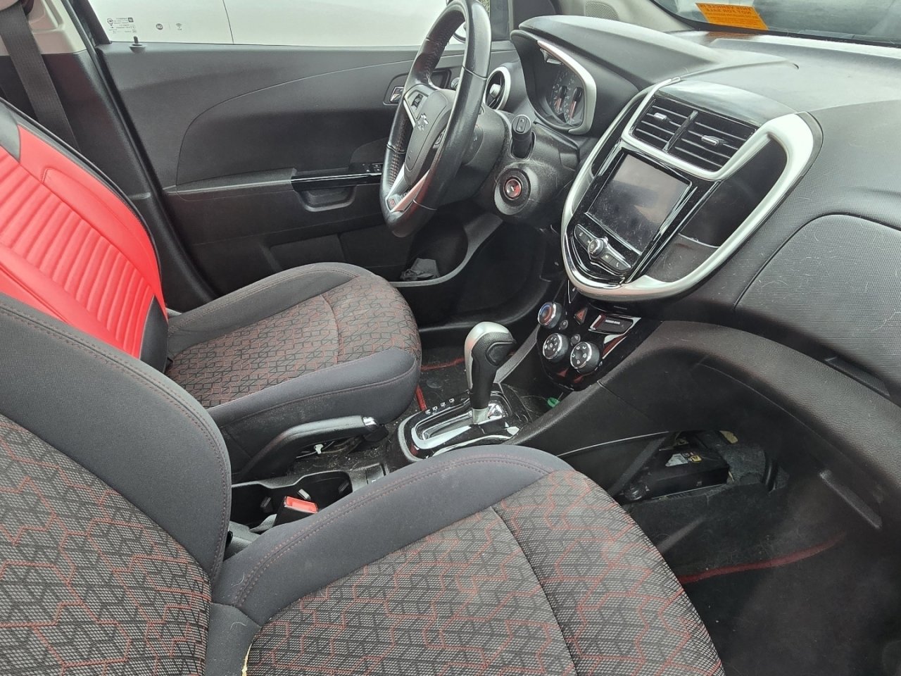 Used 2020 Chevrolet Sonic LT image 14