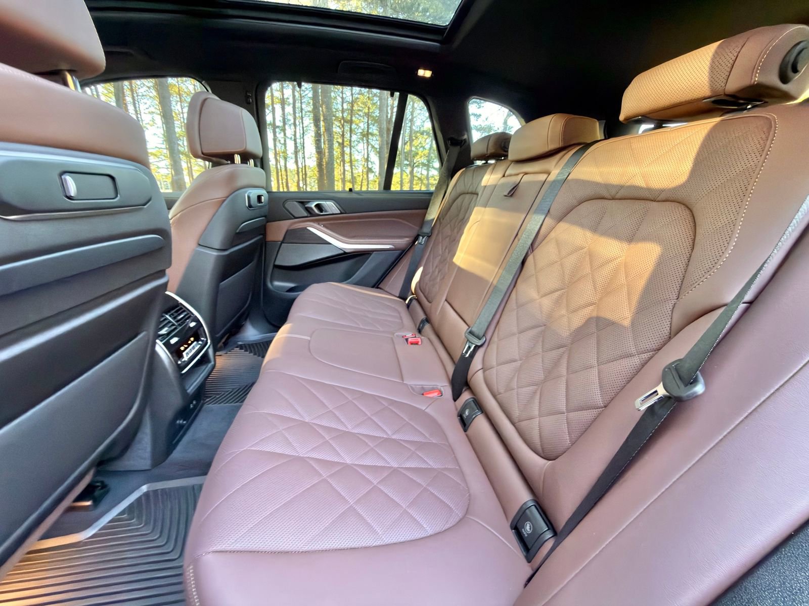 Used 2024 BMW X5 xDrive50e image 14