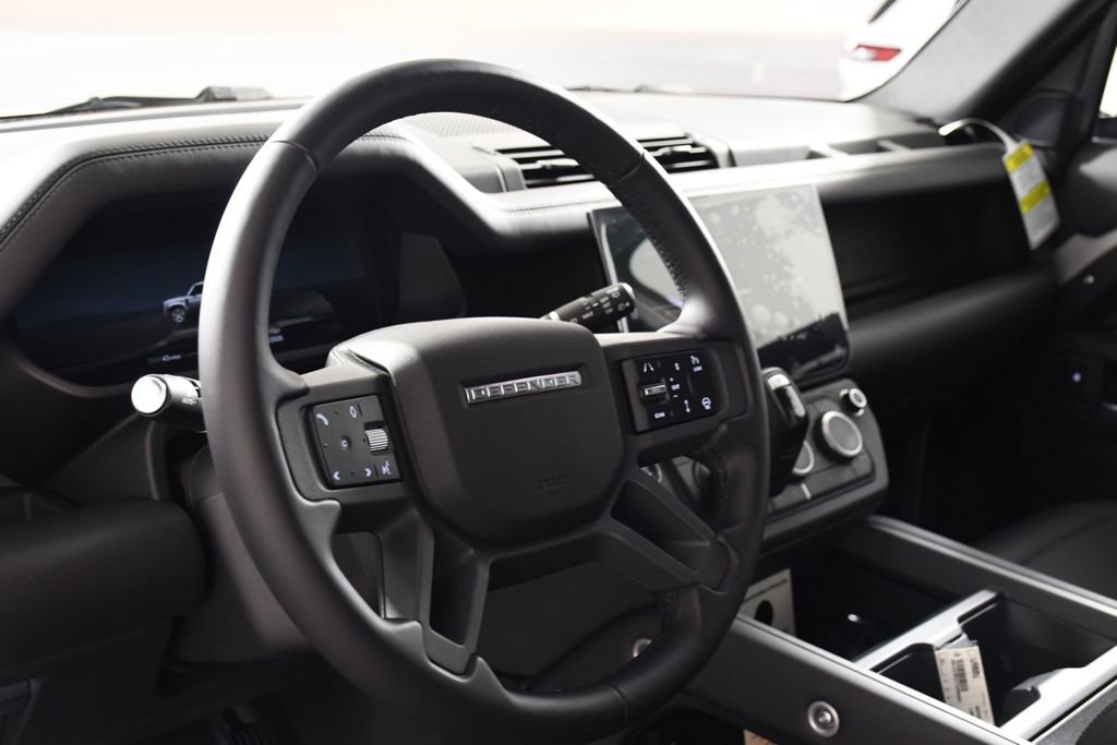 New 2026 Land Rover Defender 110 X-Dynamic SE AWD/4WD image 13