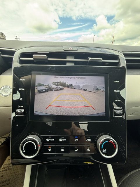 Used 2023 Hyundai Tucson SEL w/ Cargo Package image 16