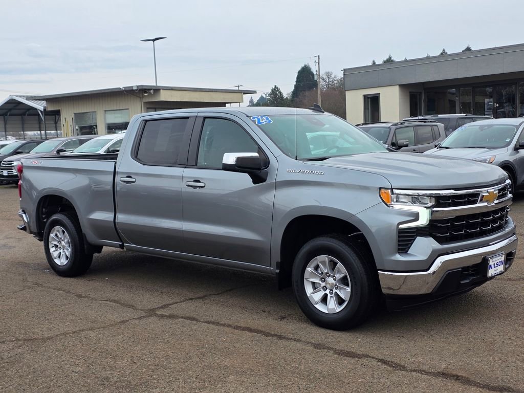 Used 2023 Chevrolet Silverado 1500 LT image 3