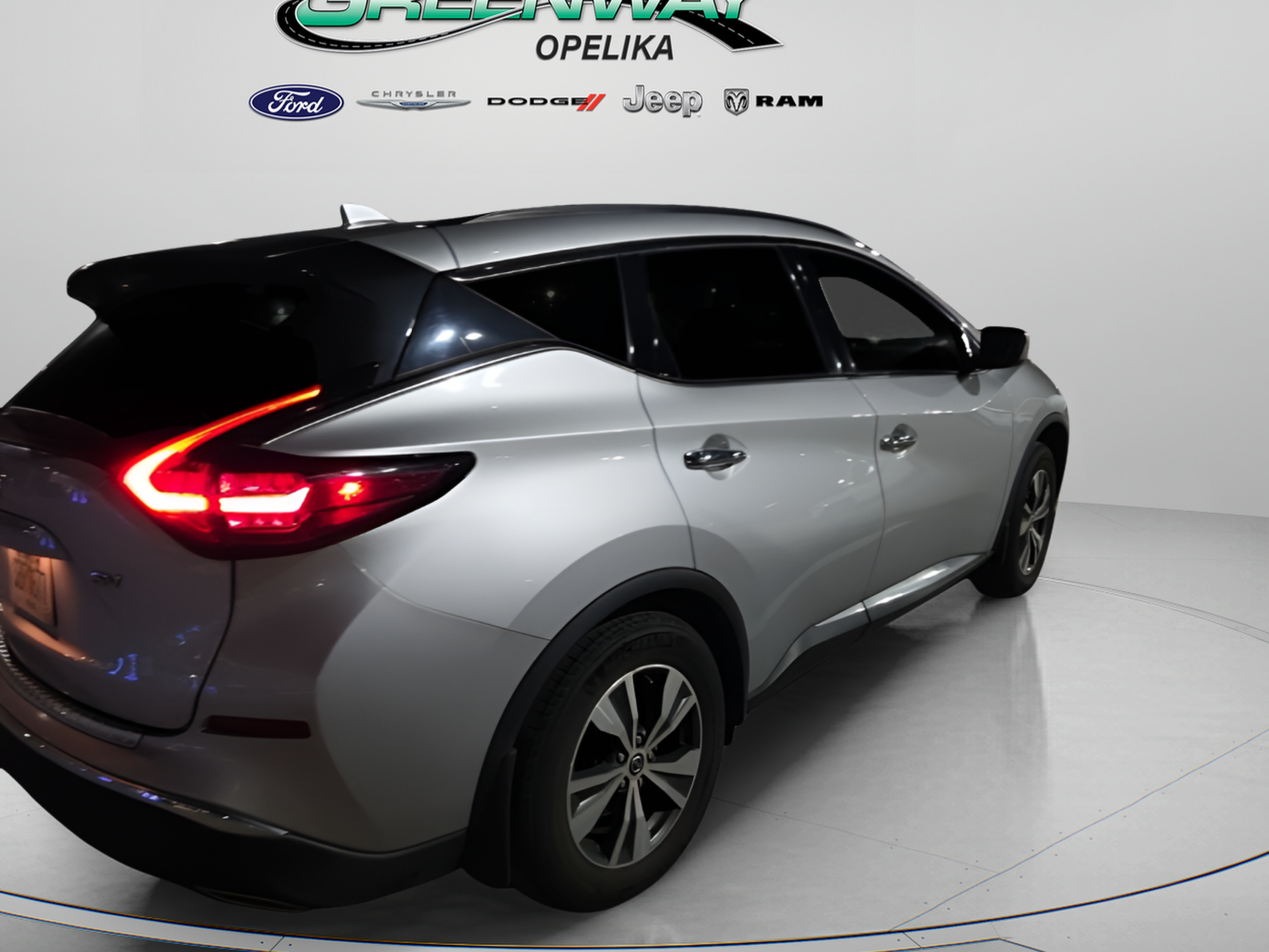 Used 2022 Nissan Murano SV w/ Cargo Package FWD image 15