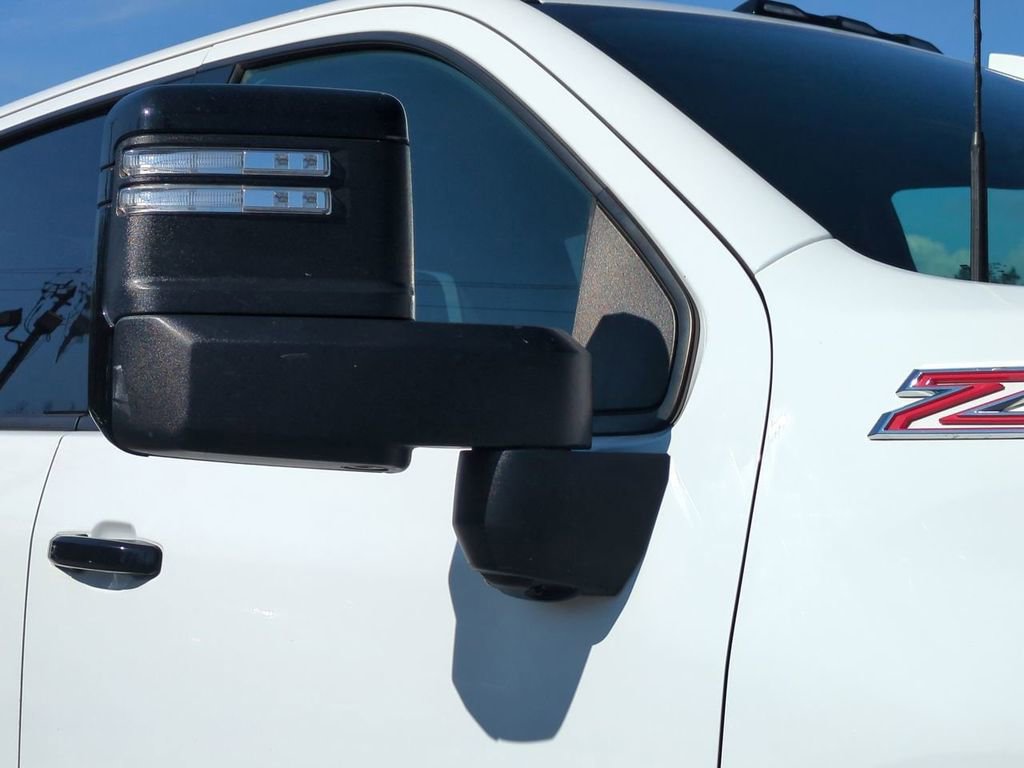 Used 2022 Chevrolet Silverado 2500 LTZ w/ LTZ Plus Package image 11