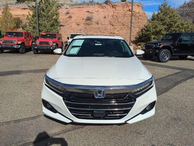 Used 2022 Honda Accord Touring image 2