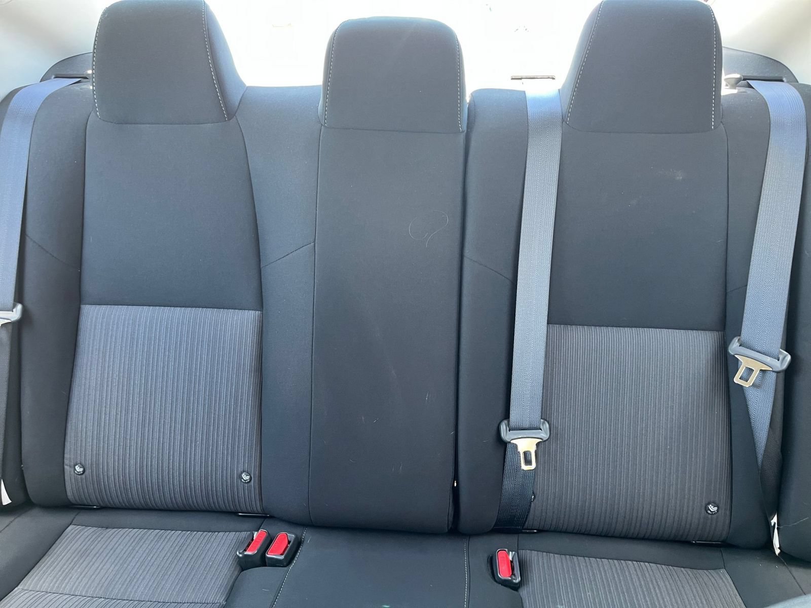 Used 2025 Nissan Sentra SV FWD image 36