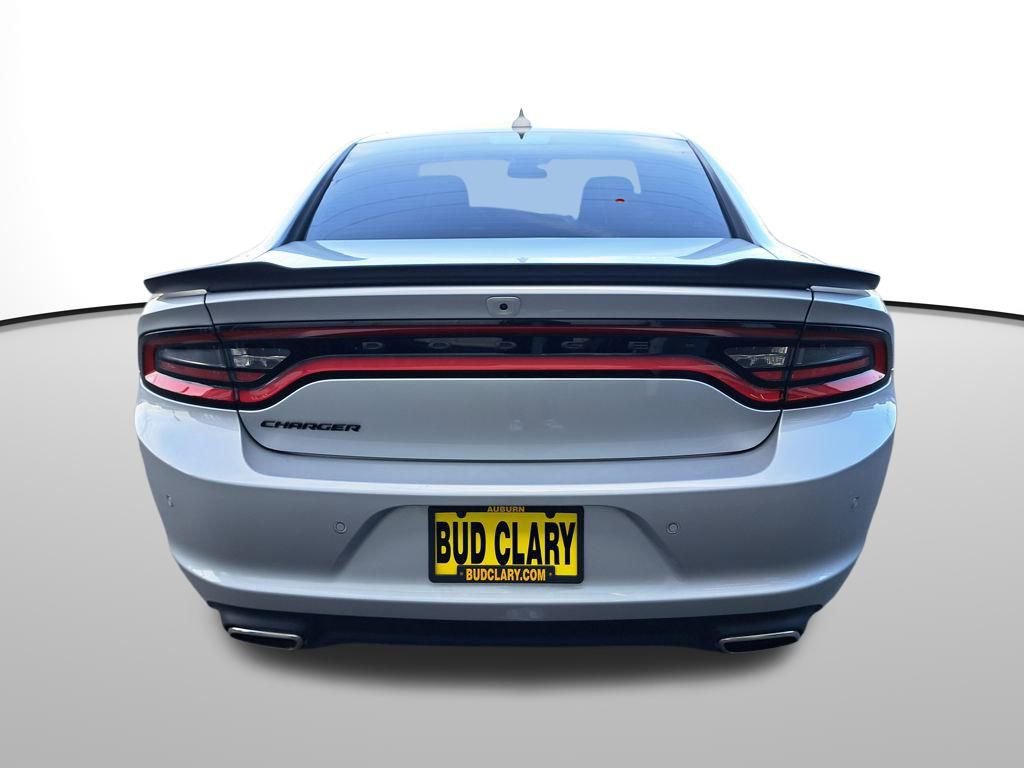 Used 2023 Dodge Charger SXT w/ Blacktop Package image 5
