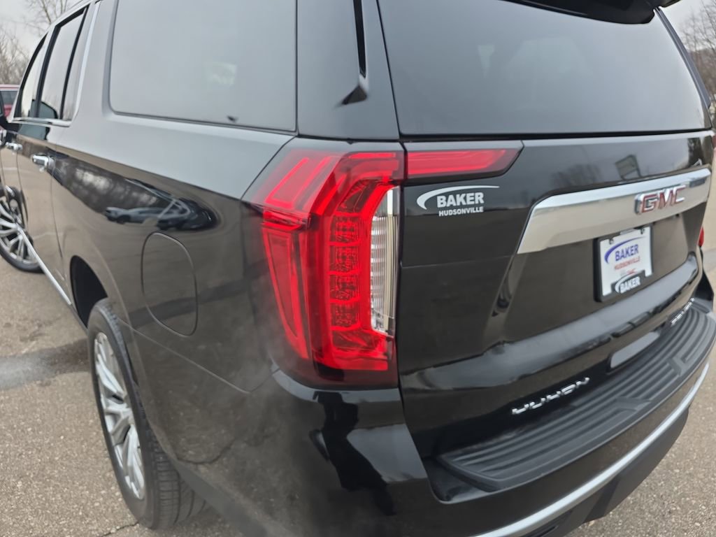 Used 2023 GMC Yukon XL Denali w/ LPO, Floor Liner Package image 38