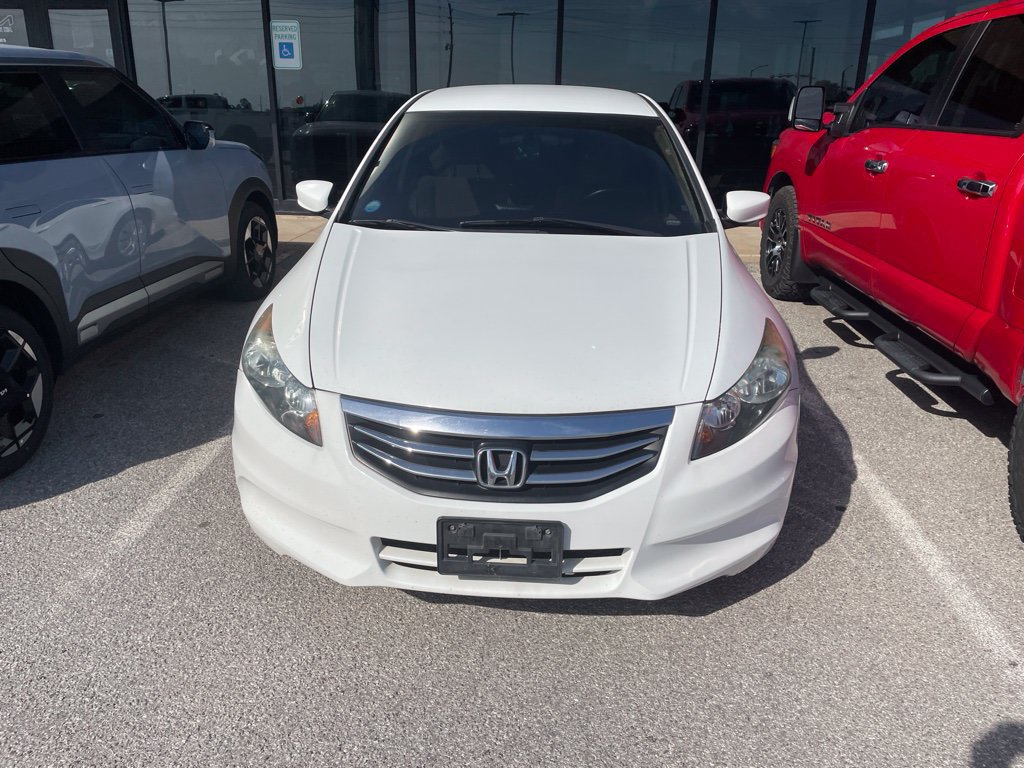 Used 2012 Honda Accord LX image 2