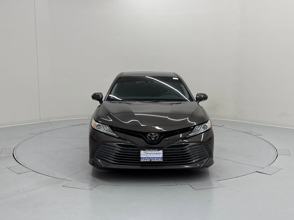 Used 2018 Toyota Camry XLE image 9