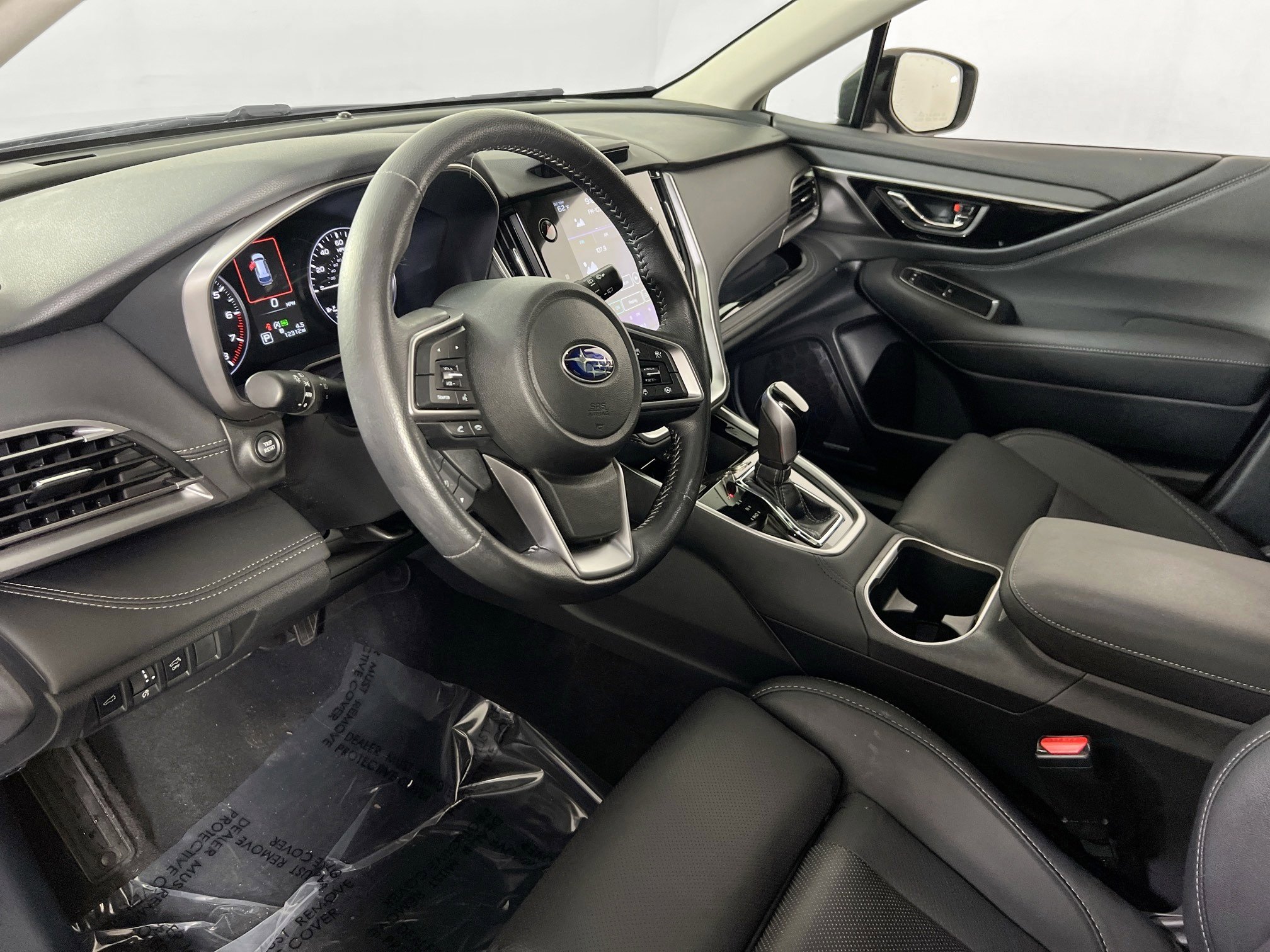 Used 2022 Subaru Outback Limited image 9