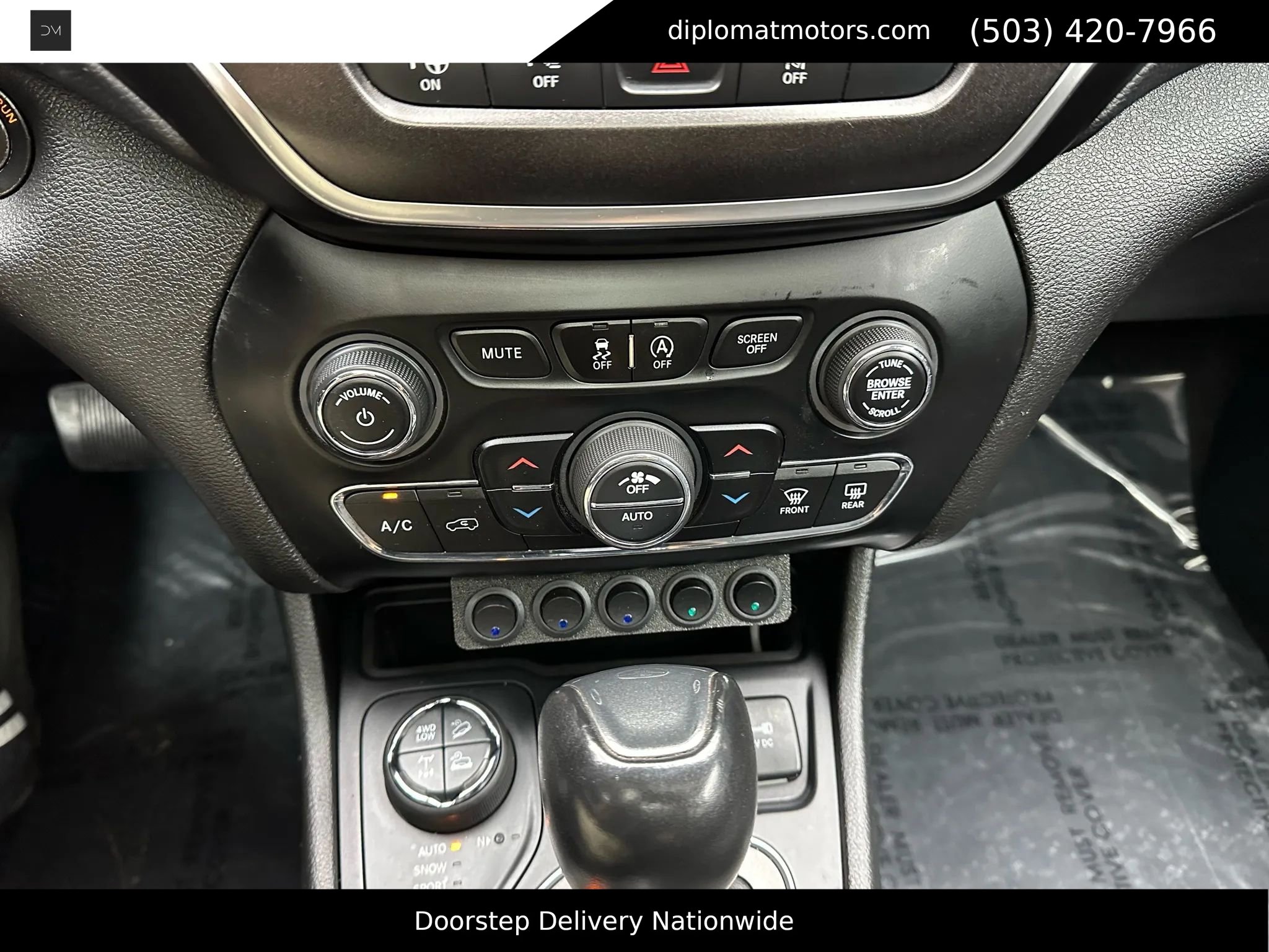 Used 2019 Jeep Cherokee Trailhawk image 39