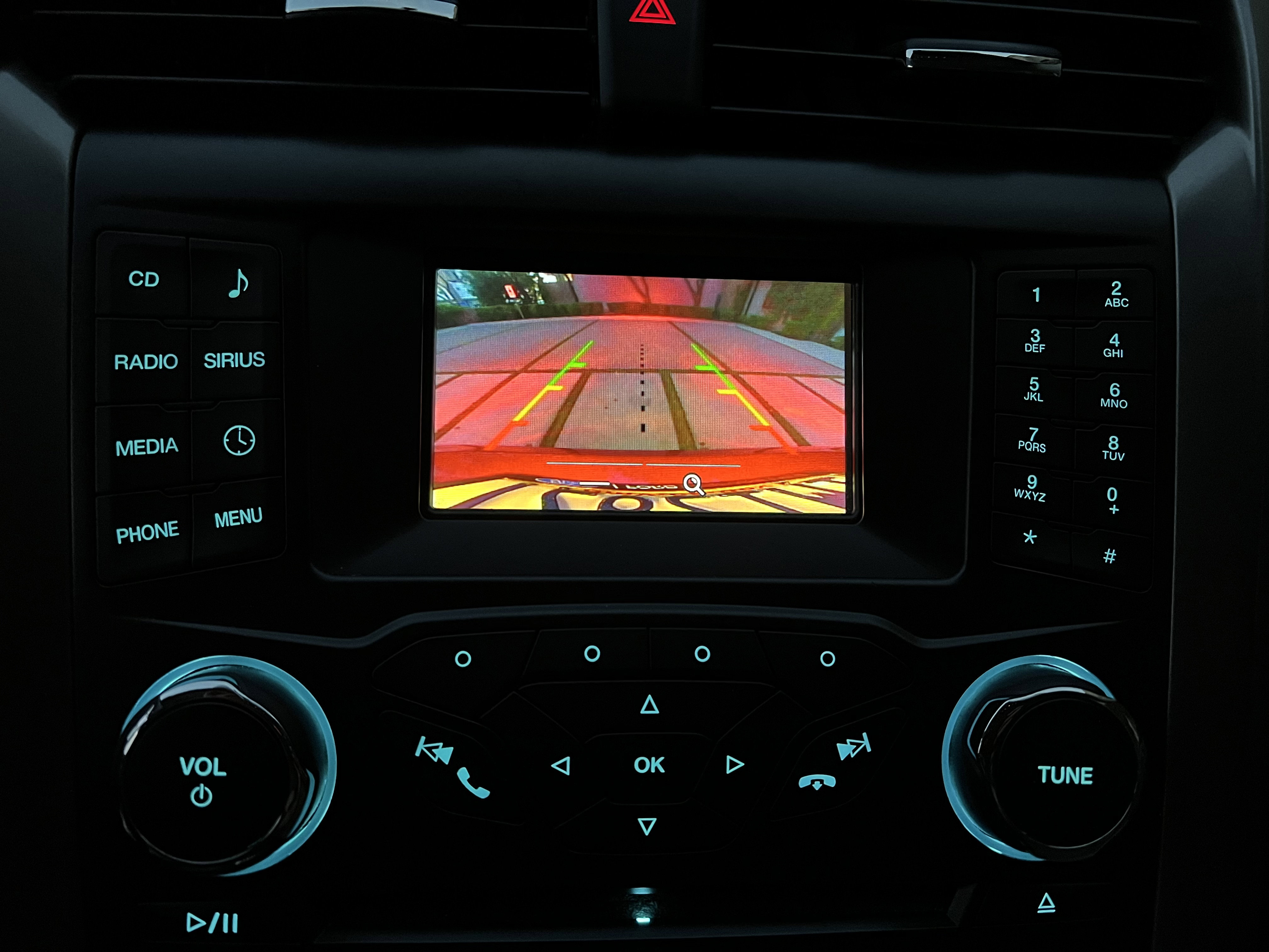 Used 2018 Ford Fusion SE image 16