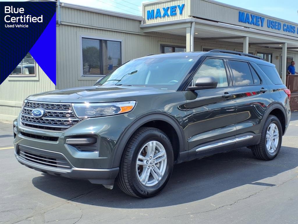 Used 2023 Ford Explorer XLT image 1