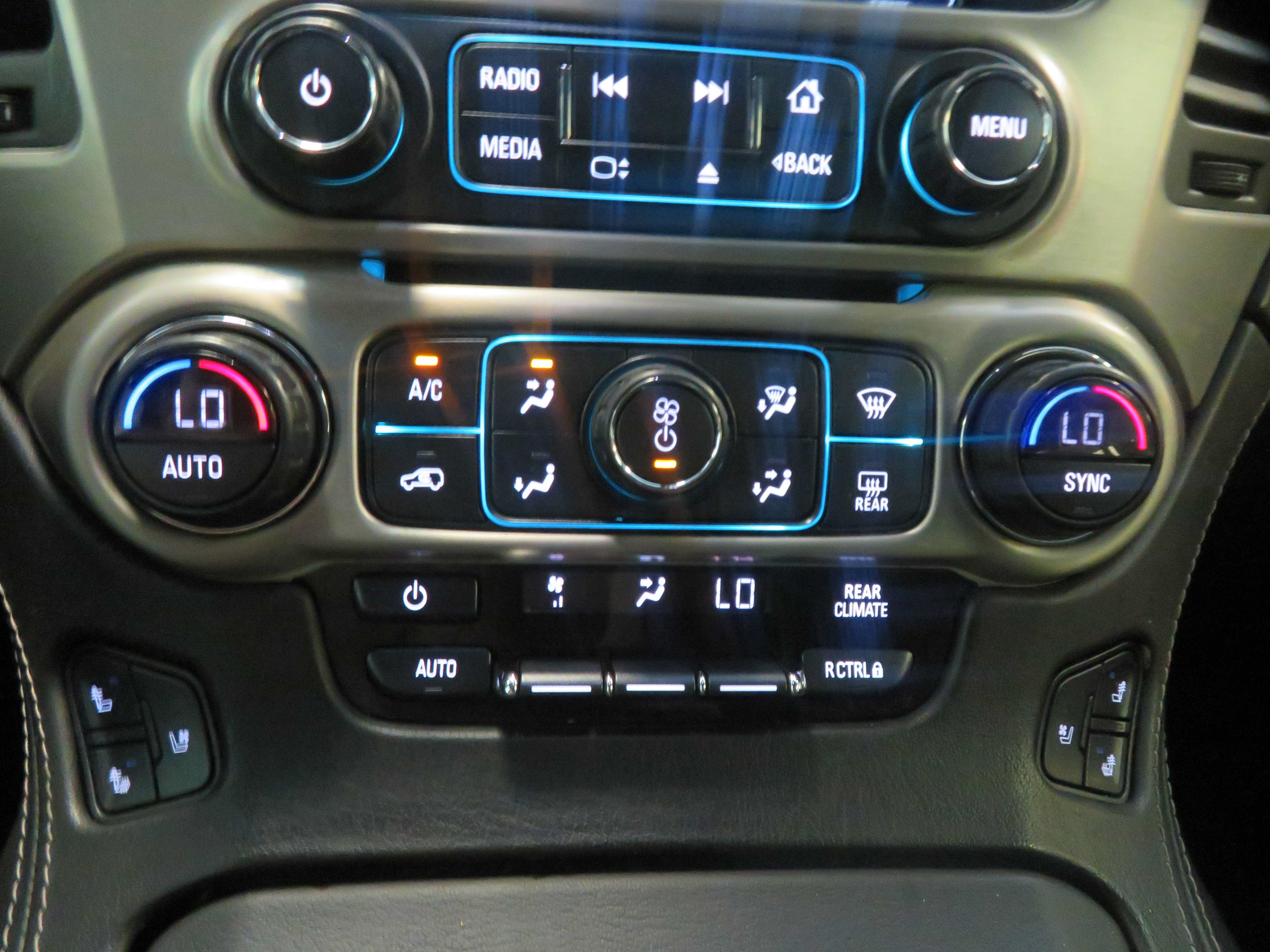 Used 2019 GMC Yukon XL Denali AWD/4WD image 48