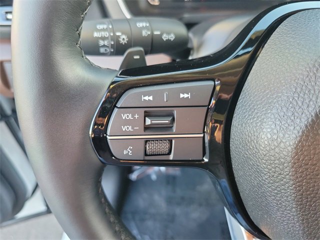 Certified 2025 Honda Pilot Elite image 26