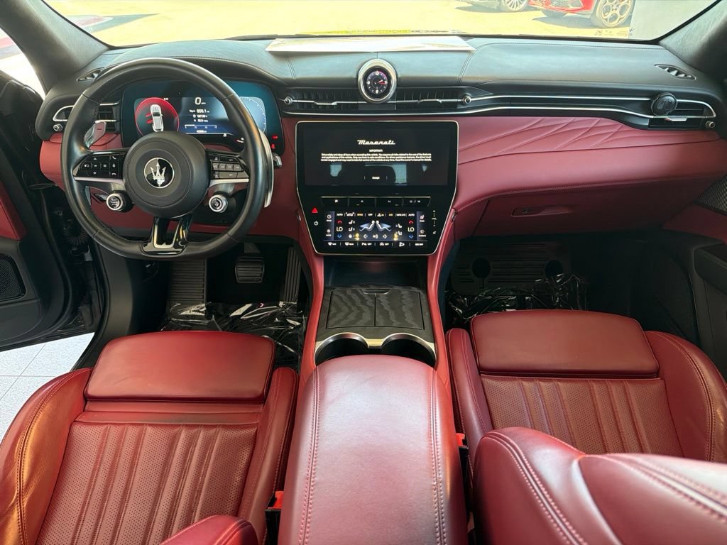 Certified 2023 Maserati Grecale Modena AWD/4WD image 16