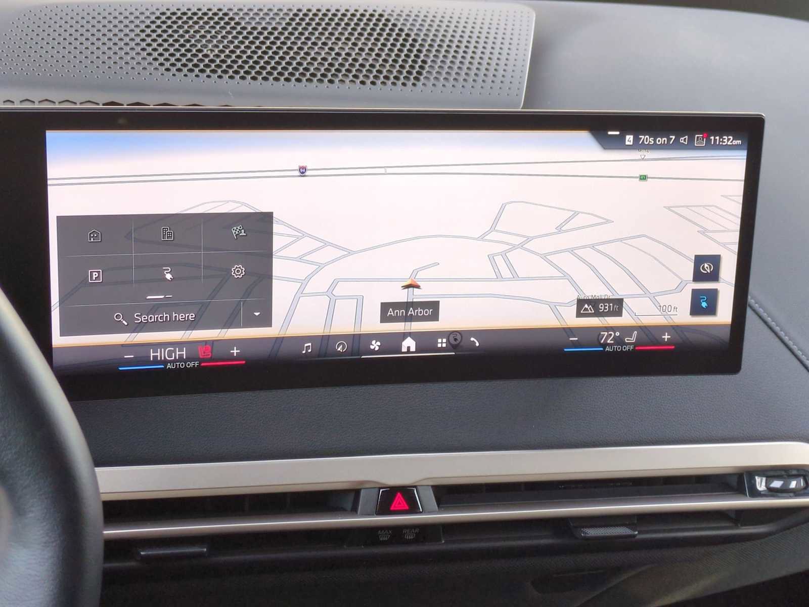 Used 2025 BMW iX xDrive50 image 29