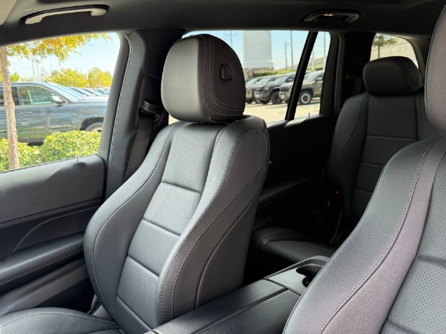 Used 2025 Mercedes-Benz GLS 450 4MATIC image 14
