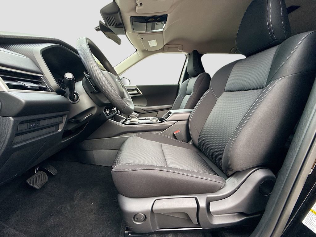 New 2025 Mitsubishi Outlander ES image 21