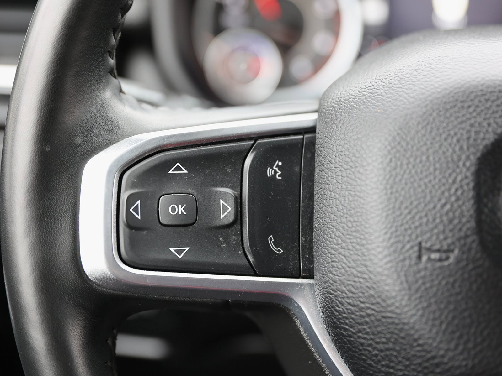 Used 2024 RAM 2500 Laramie w/ Safety Group image 40