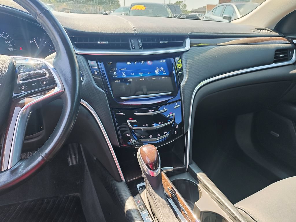 Used 2014 Cadillac XTS Luxury AWD/4WD image 20